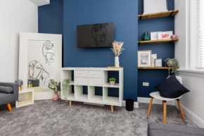 2 bedroom city centre apartment. Sleeps 6 people